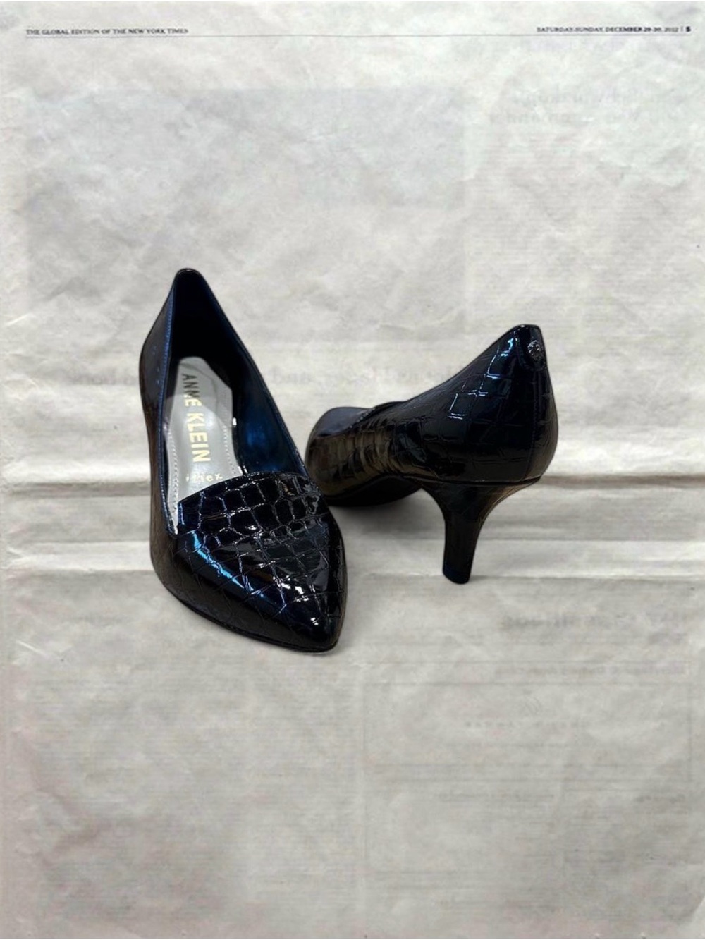 Anne Klein Black Croc-Embossed Pointed Toe Kitten Pump